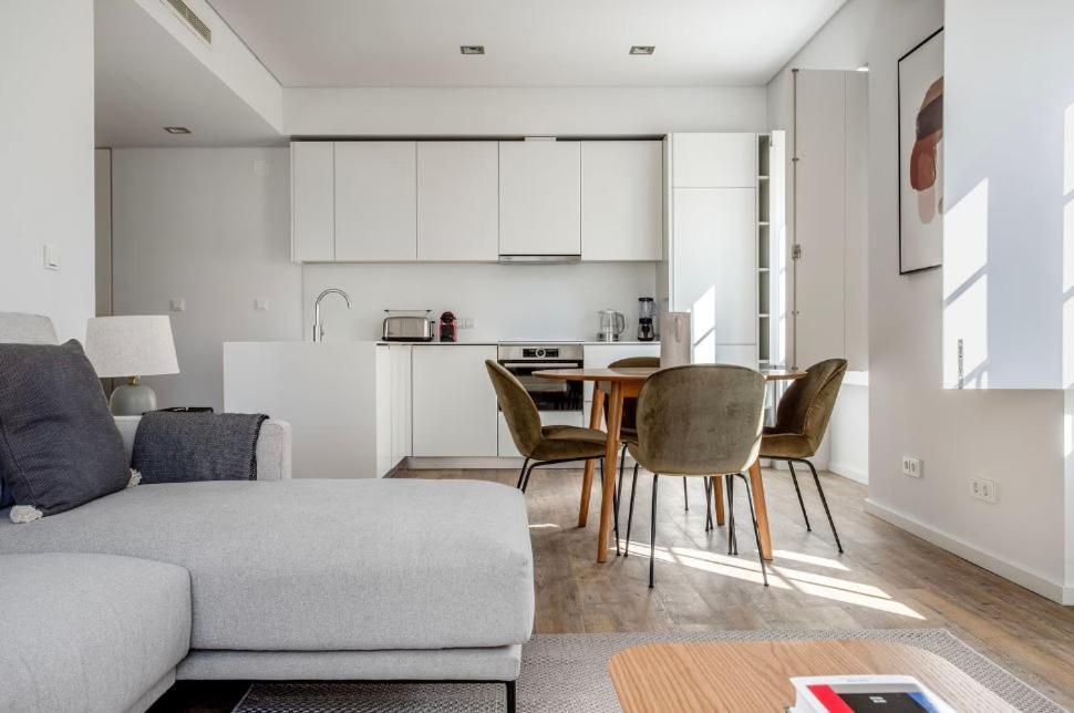 Private Bedrooms In The Heart Of Lisboa Exterior foto